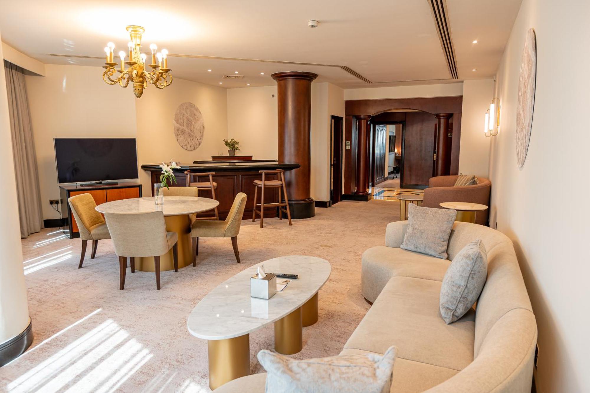 Majestic Cove Hotel - Formerly Le Meridien Fairway Dubai Ngoại thất bức ảnh