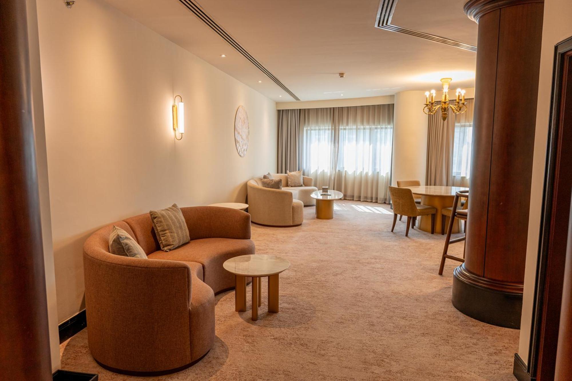 Majestic Cove Hotel - Formerly Le Meridien Fairway Dubai Ngoại thất bức ảnh