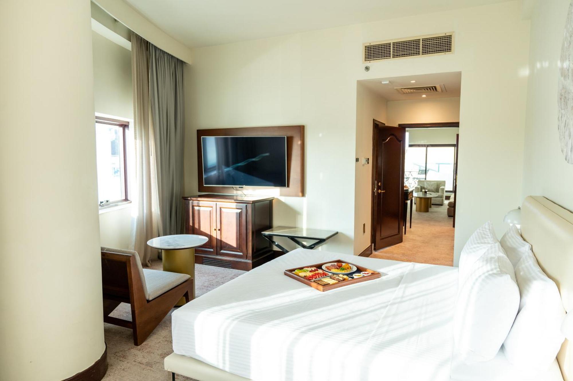 Majestic Cove Hotel - Formerly Le Meridien Fairway Dubai Ngoại thất bức ảnh