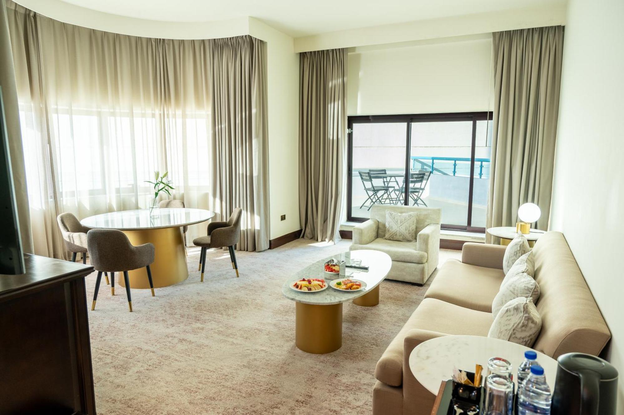 Majestic Cove Hotel - Formerly Le Meridien Fairway Dubai Ngoại thất bức ảnh