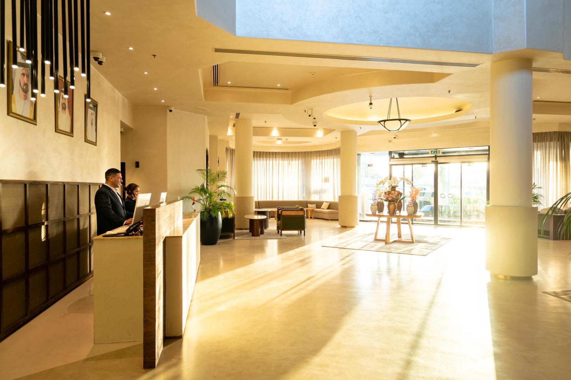 Majestic Cove Hotel - Formerly Le Meridien Fairway Dubai Ngoại thất bức ảnh